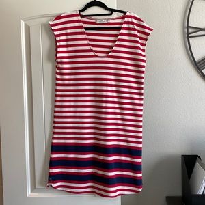 vineyard vines performance dress